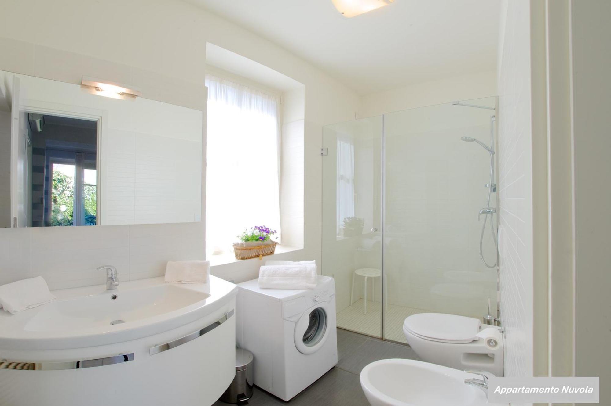 Appartamento Nuvola - Lake Como - Near The Beach - Near The Center Colico Bagian luar foto