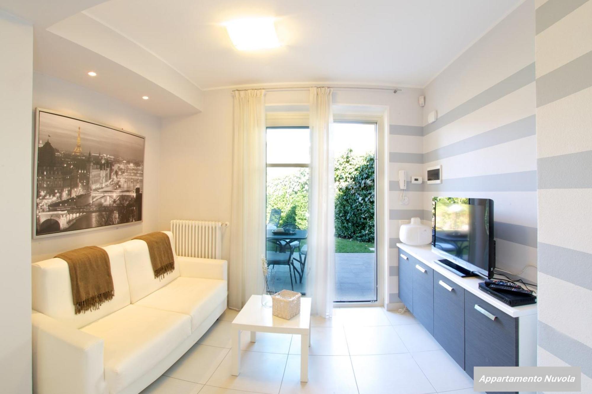 Appartamento Nuvola - Lake Como - Near The Beach - Near The Center Colico Bagian luar foto